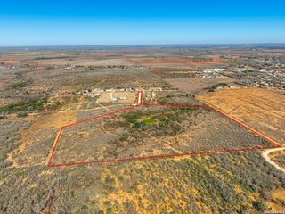 +/- 32.04 ACRES Bluntzer, Jourdanton, TX 78026