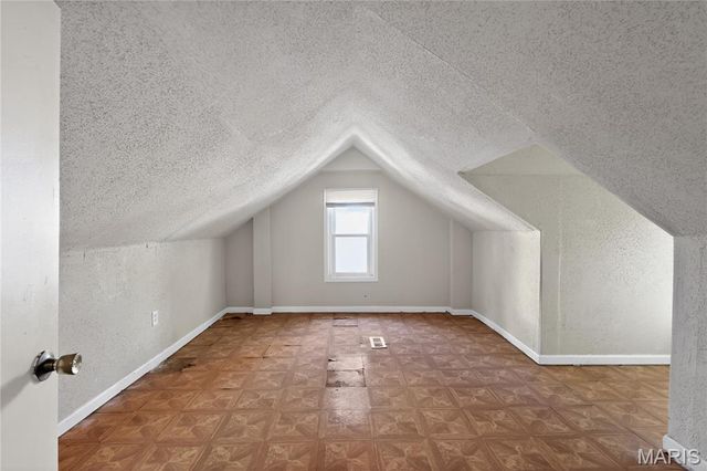 6906 Florian Avenue, St Louis, MO 63121
