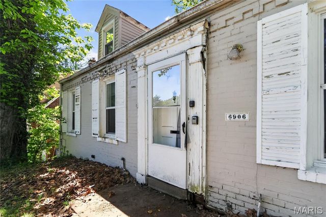 6906 Florian Avenue, St Louis, MO 63121