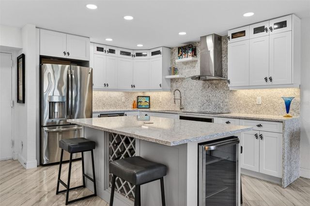 4900 BRITTANY DRIVE S 409, St Petersburg, FL 33715