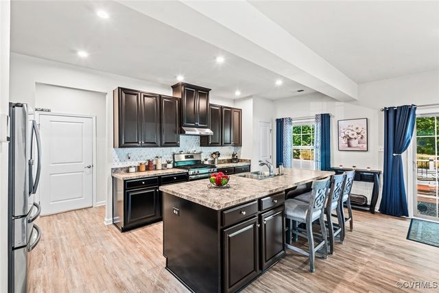 8112 Darebin Pl, Chesterfield, VA 23237