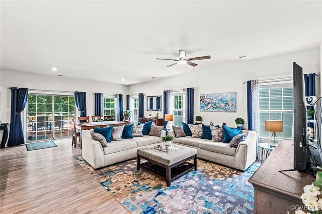 8112 Darebin Pl, Chesterfield, VA 23237