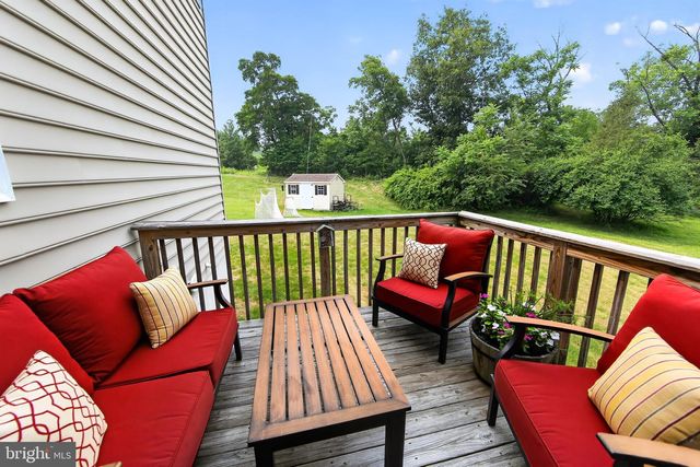 1100 AUTUMNVIEW LN, Pottstown, PA 19464