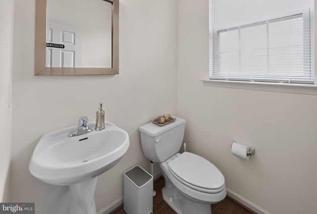 1100 AUTUMNVIEW LN, Pottstown, PA 19464