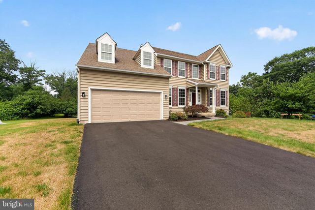 1100 AUTUMNVIEW LN, Pottstown, PA 19464