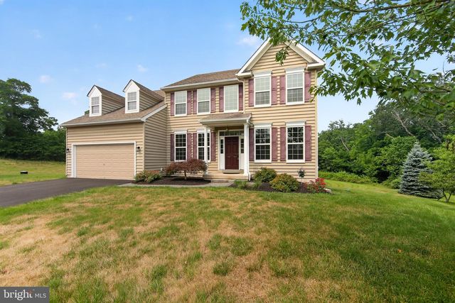 1100 AUTUMNVIEW LN, Pottstown, PA 19464