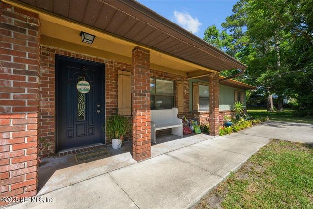 135 UNDERWOOD Drive, Palatka, FL 32177