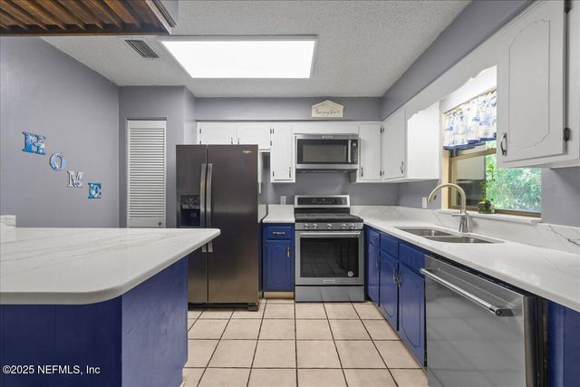 135 UNDERWOOD Drive, Palatka, FL 32177