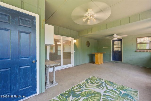 135 UNDERWOOD Drive, Palatka, FL 32177