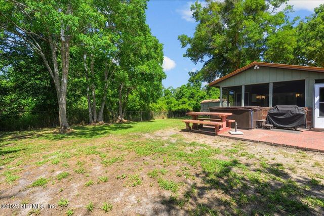135 UNDERWOOD Drive, Palatka, FL 32177
