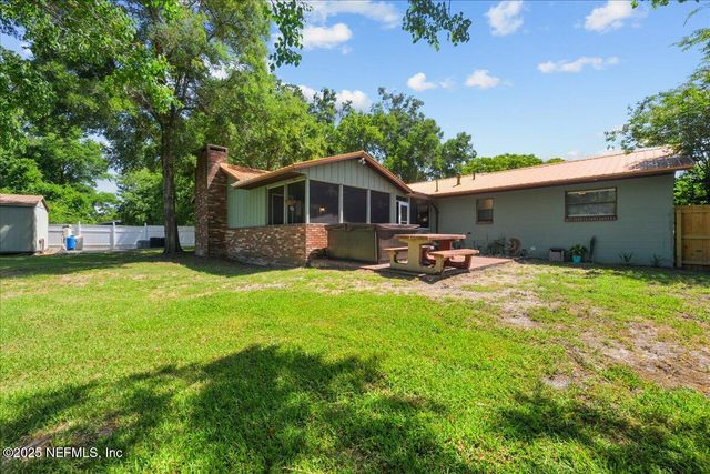 135 UNDERWOOD Drive, Palatka, FL 32177