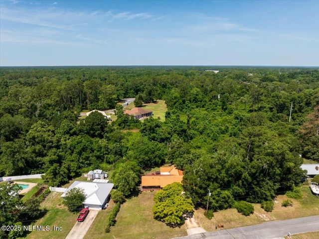 135 UNDERWOOD Drive, Palatka, FL 32177