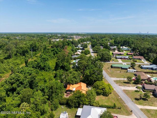 135 UNDERWOOD Drive, Palatka, FL 32177
