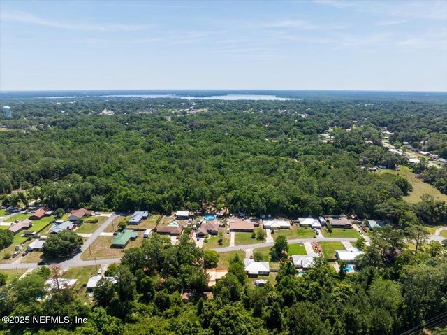 135 UNDERWOOD Drive, Palatka, FL 32177