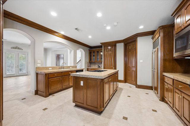 14239 Flower Creek Lane, Houston, TX 77077