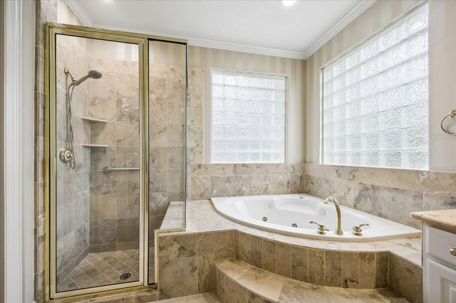 14239 Flower Creek Lane, Houston, TX 77077