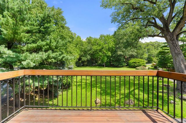 18 Bronxville Glen Drive 3-12, Bronxville, NY 10708