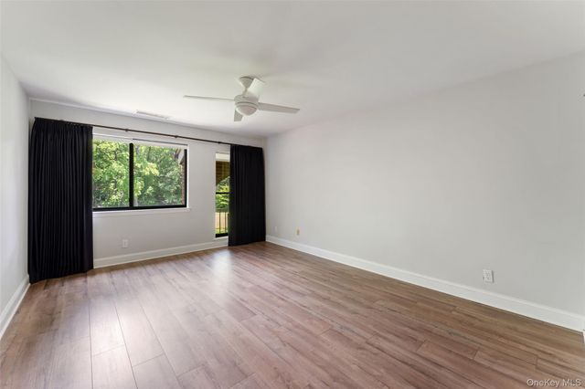 18 Bronxville Glen Drive 3-12, Bronxville, NY 10708