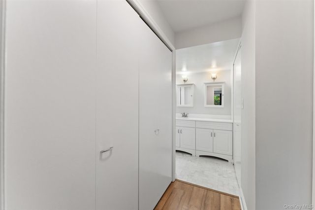 18 Bronxville Glen Drive 3-12, Bronxville, NY 10708