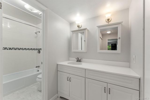 18 Bronxville Glen Drive 3-12, Bronxville, NY 10708