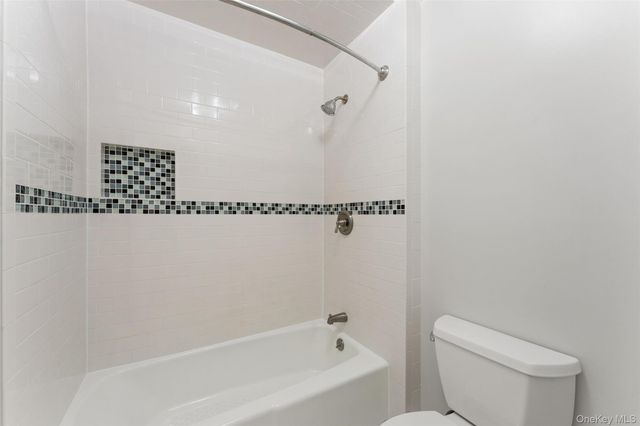 18 Bronxville Glen Drive 3-12, Bronxville, NY 10708