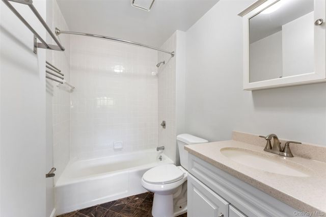 18 Bronxville Glen Drive 3-12, Bronxville, NY 10708