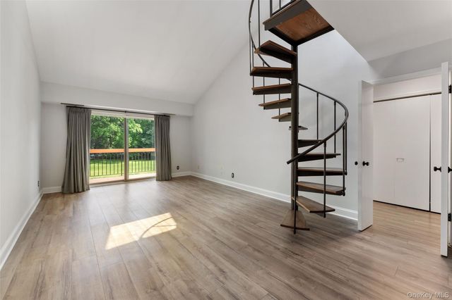18 Bronxville Glen Drive 3-12, Bronxville, NY 10708