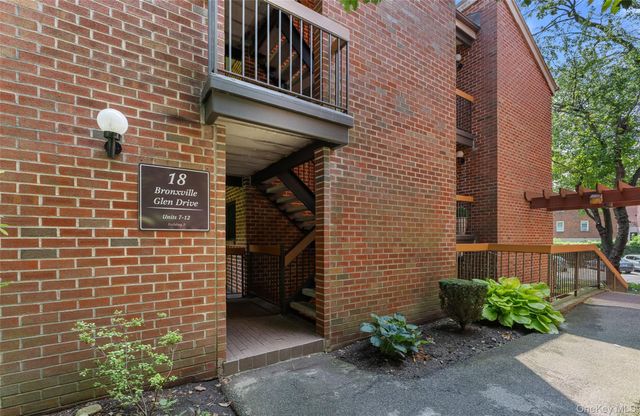 18 Bronxville Glen Drive 3-12, Bronxville, NY 10708
