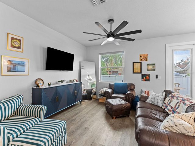 3103 W LEROY STREET, Tampa, FL 33607