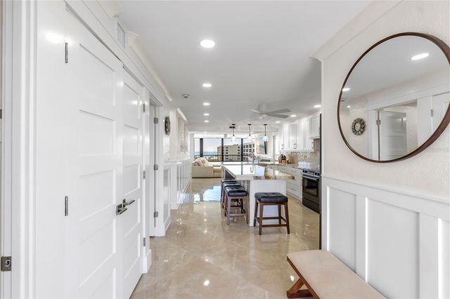 5770 MIDNIGHT PASS C608, Siesta Key, FL 34242