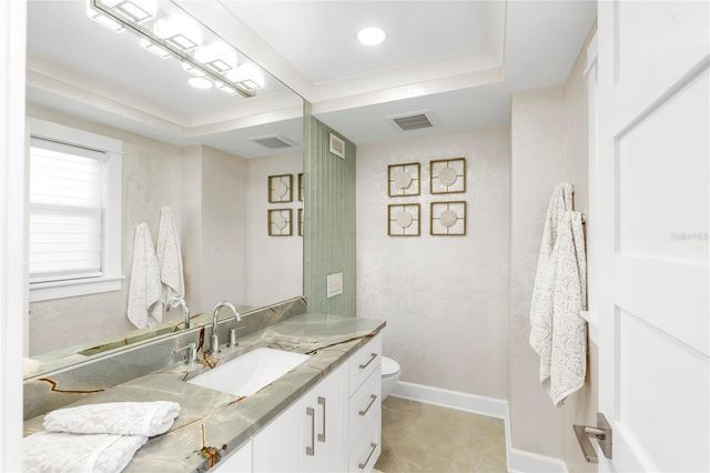 5770 MIDNIGHT PASS C608, Siesta Key, FL 34242