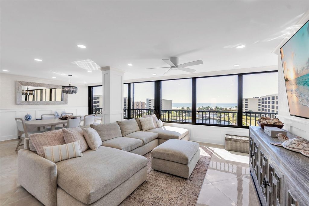 Image 8 of property listing at 5770 MIDNIGHT PASS C608, Siesta Key, FL 34242