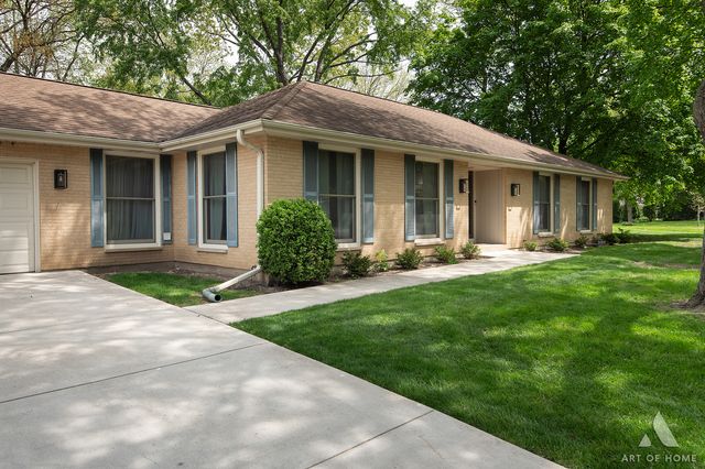2 DOGWOOD Road, Rolling Meadows, IL 60008