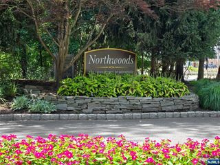 814 Hemlock Court, Norwood, NJ 07648