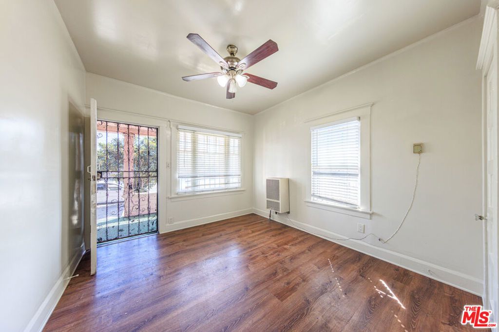 701 W Gage Avenue, Los Angeles, CA 90044 — photo 4