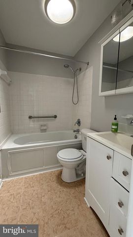1902 CURTIS CT SE, Washington, DC 20020