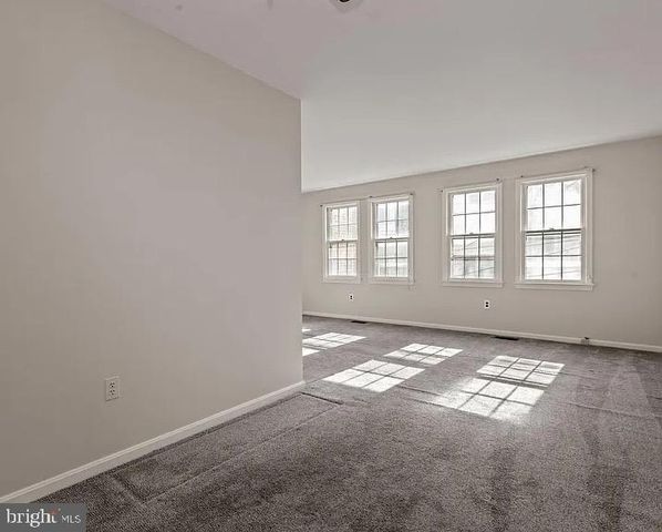 1902 CURTIS CT SE, Washington, DC 20020