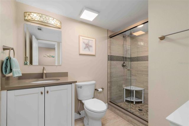 2980 HAINES BAYSHORE ROAD 160, Clearwater, FL 33760