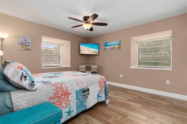 2980 HAINES BAYSHORE ROAD 160, Clearwater, FL 33760