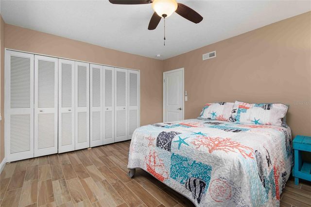 2980 HAINES BAYSHORE ROAD 160, Clearwater, FL 33760