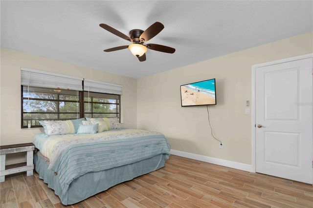 2980 HAINES BAYSHORE ROAD 160, Clearwater, FL 33760