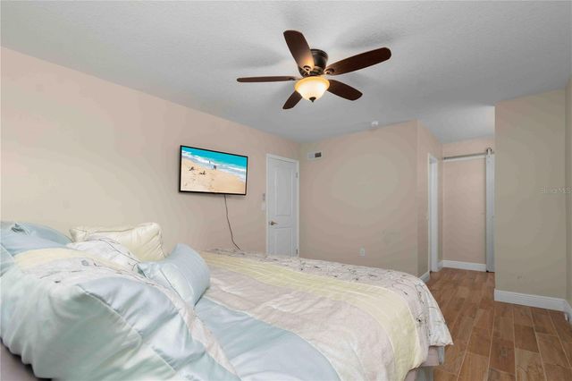 2980 HAINES BAYSHORE ROAD 160, Clearwater, FL 33760