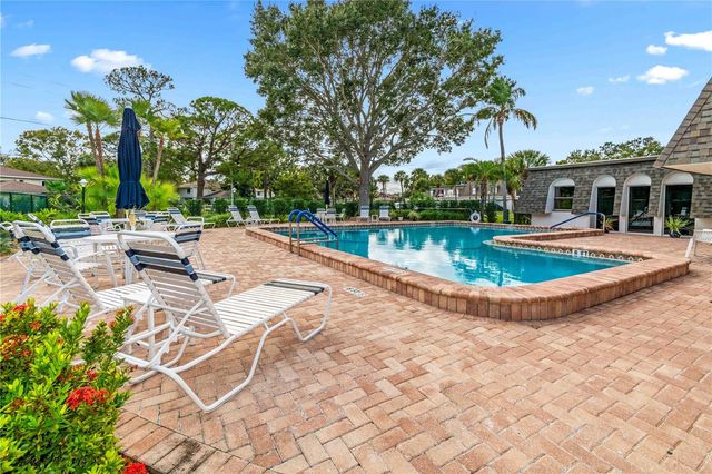2980 HAINES BAYSHORE ROAD 160, Clearwater, FL 33760
