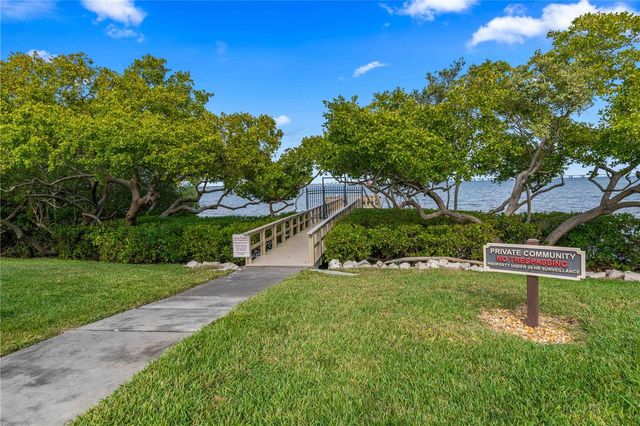 2980 HAINES BAYSHORE ROAD 160, Clearwater, FL 33760