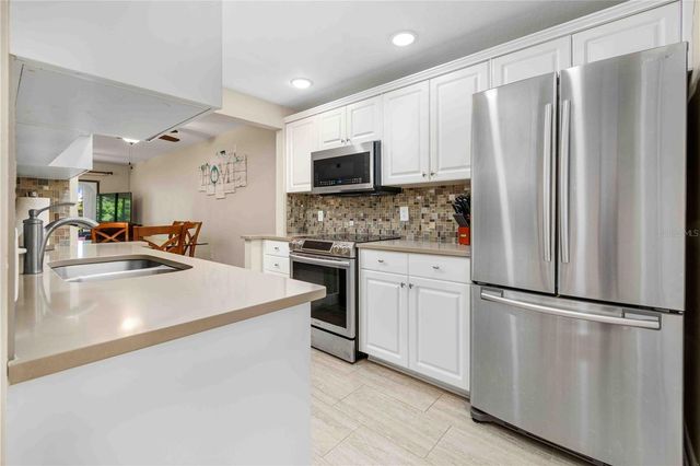 2980 HAINES BAYSHORE ROAD 160, Clearwater, FL 33760