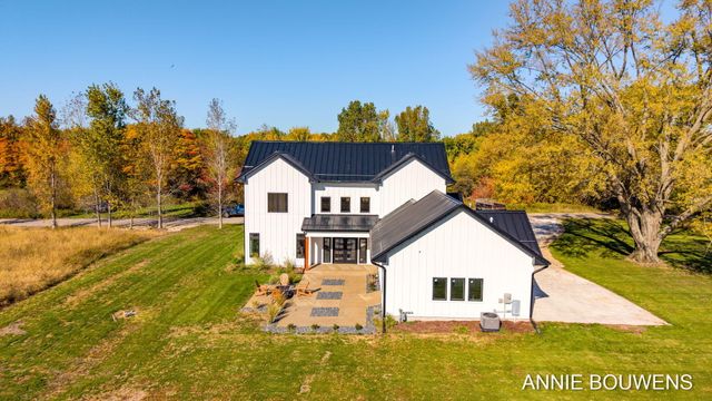 6008 Hidden Creek Trail, Hamilton, MI 49419