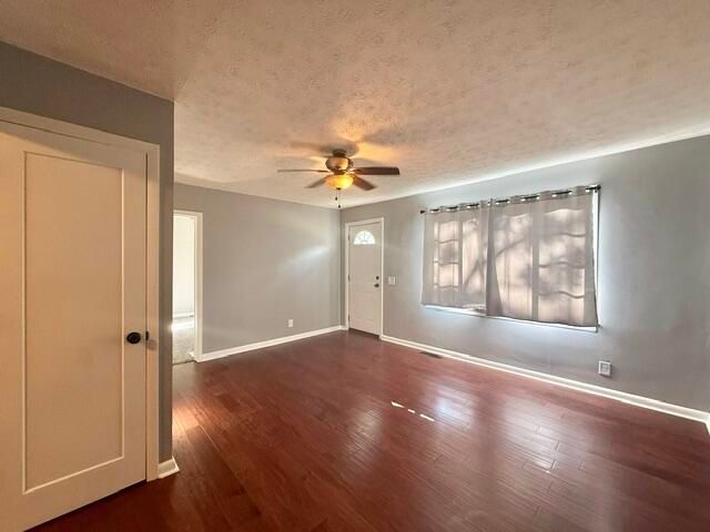 2616 N East Avenue, Springfield, MO 65803