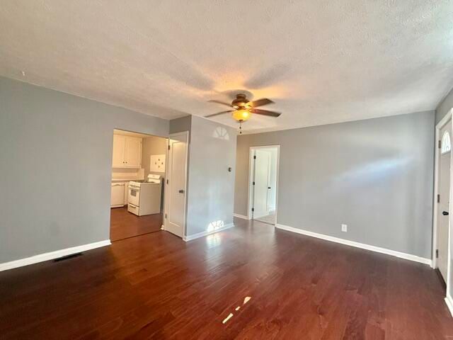 2616 N East Avenue, Springfield, MO 65803
