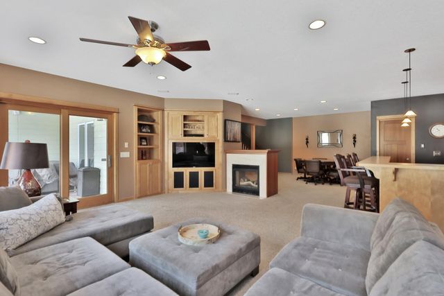 365 Sioux Lookout, Lino Lakes, MN 55014