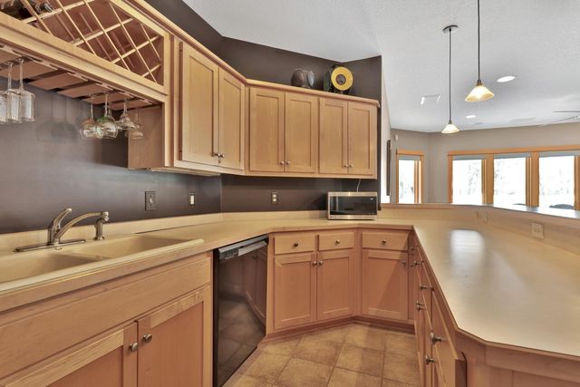 365 Sioux Lookout, Lino Lakes, MN 55014